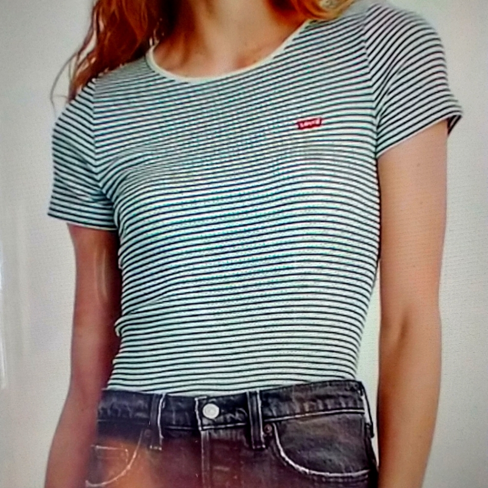 Super Cute Levis Women's Striped Honey Tee